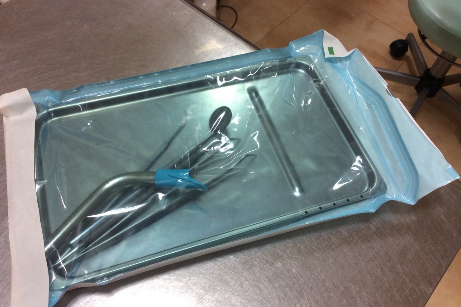 ハートフルにわの歯科医院滅菌器具